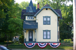 The front of the Mann House, as viewed from Hanover Street