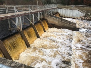 Close-up view of the Reedsburg Dam, Missaukee County