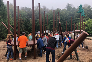 volunteers at Michigan Cares for Tourism workday