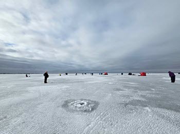Lake St. Clair ice fishing