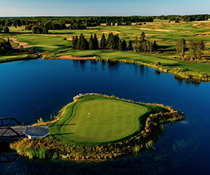 Discover the National Award-Winning Sweetgrass Golf Club