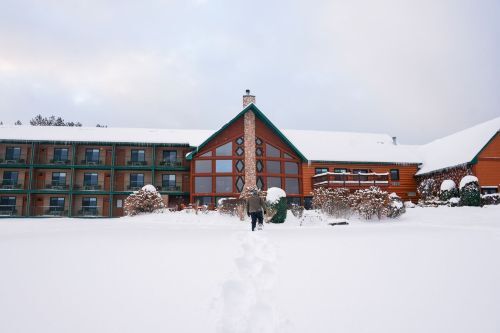 The exterior of the Crooked River Lodge during winter.