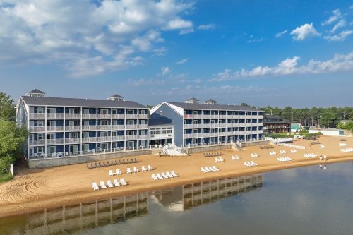 The Bay Watch Hotel on the shore of the bay.