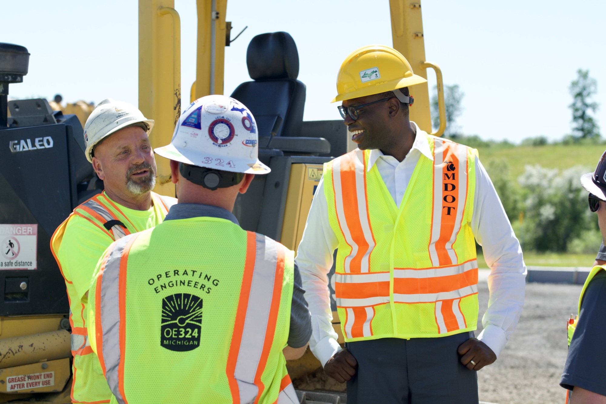 Lt. Governor Gilchrist Tours I-96 Rebuilding Michigan Project in Lyon Charter Township 