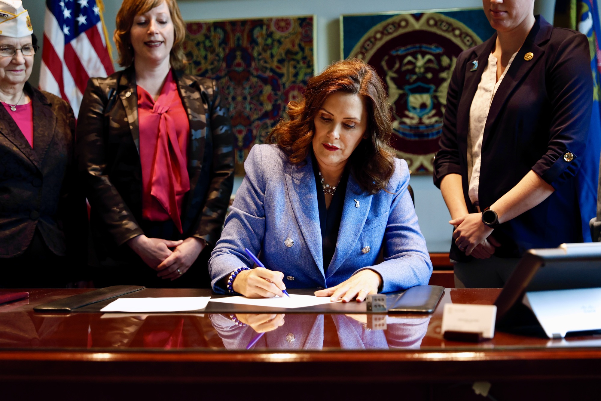 Women Vets Bill Signing