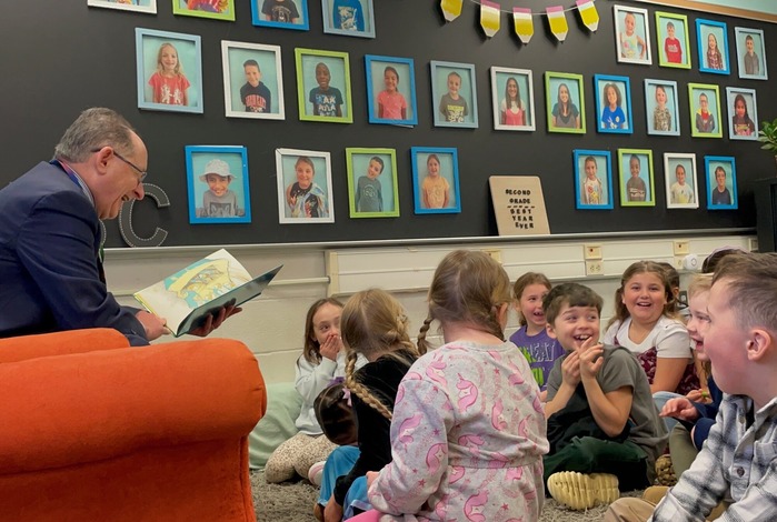 State Superintendent Michael F. Rice Reads to Mrs. Carbary's 2nd Grade Students at Parchment Central Elementary School in Kalamazoo County