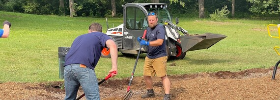 staff working at hawthorne park