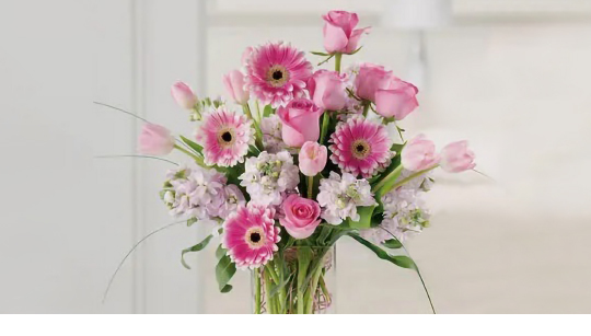 Bouquet of pink flowers