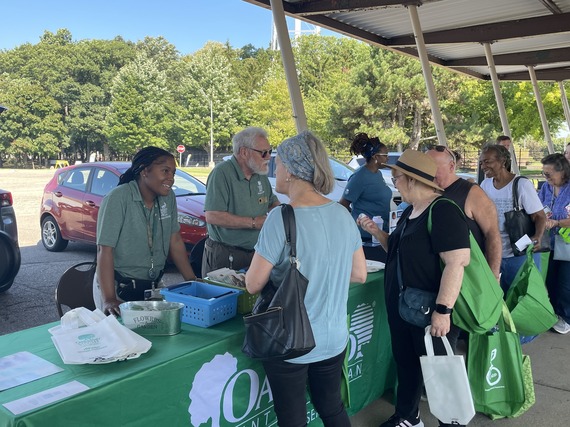 Weathersby and Ellison at Senior Market Day 2024