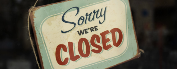 closed sign cropped