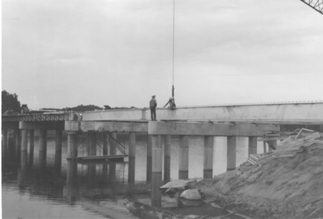 Stearns Bayou bridge construction circa 1966