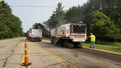 Milling on Lakeshore Drive in 2019