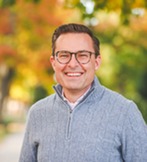 Justin - 2022 Informal - Cropped