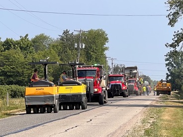 Chip Seal Crew Convoy Photo 