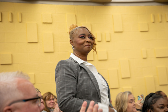 Woman Veteran License Plate