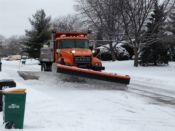 Snow plow truck