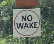 No wake sign