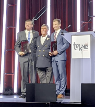 Commissioner Grove accepted the 2019 Tekne Award