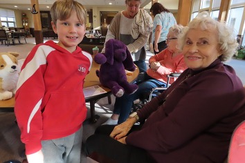 Multigenerational Stuff and Fluff Activity 