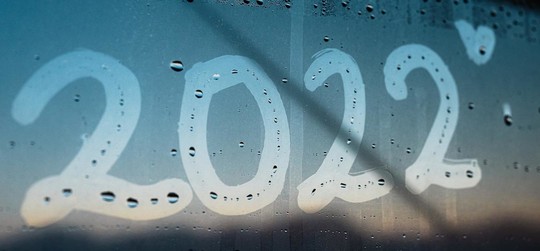 An image which says "2022"