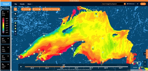 Map showing the surface water temps of Lake Superior. 