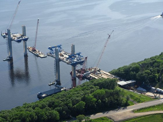Aerial view of Span 14 bridge deck construction