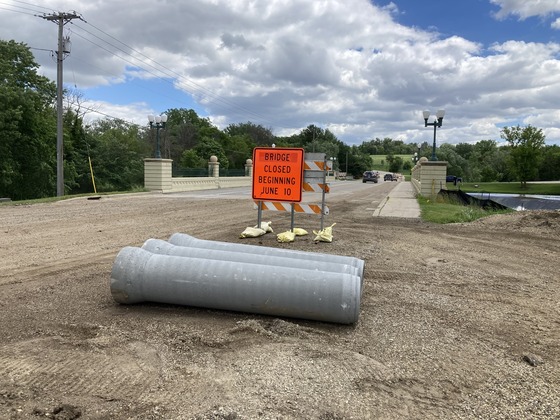 Photo of Bridge closing June 10 sign on Highway 57 at Mantorville.