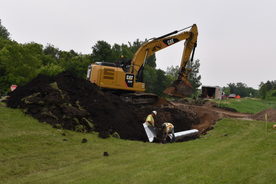 Entrance pipe culvert