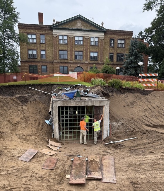 Image of underground tunnel