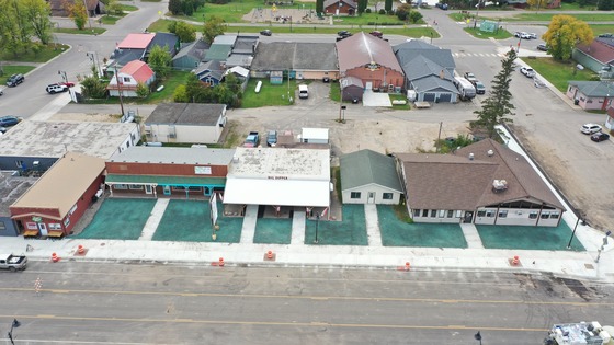 Highway 371 between Lake Ave and Whipple Ave