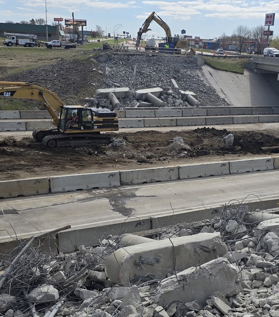 Center pier on I-94