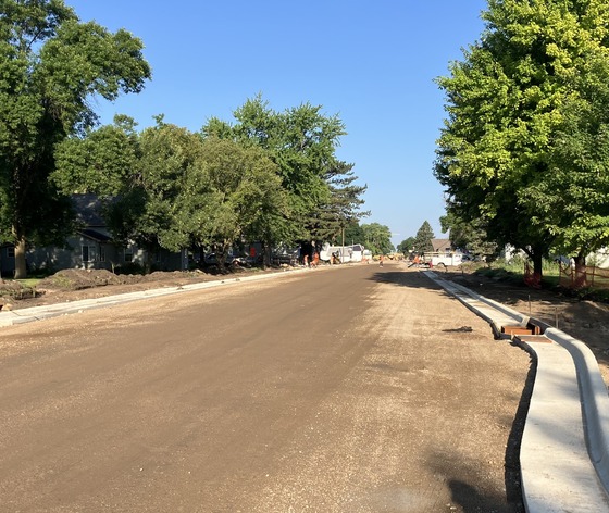 Curb and gutter in Cyrus