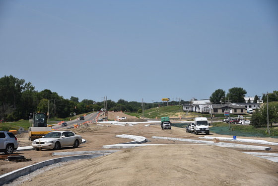 View of the roundabout curb and gutter