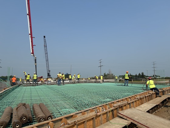 Bridge deck pour