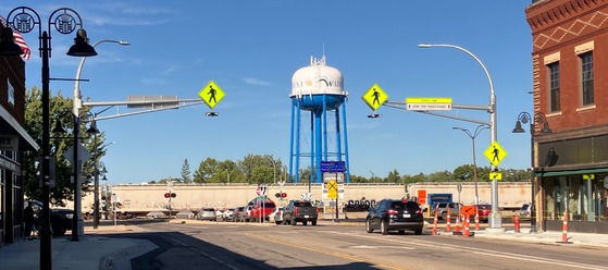 Image of pedestrian signal