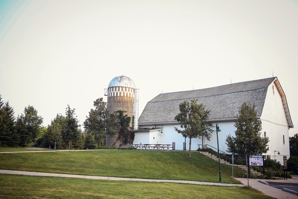 Exterior of Riley-Jacques Barn