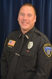 Retiring Det. Mark Gustad