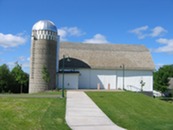 Side view of Riley-Jacques Barn