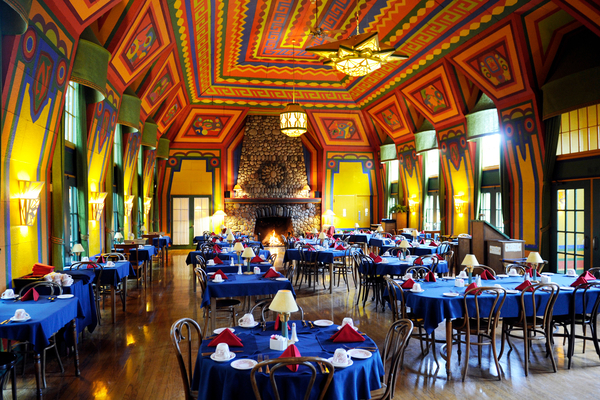 Interior of Naniboujou Lodge