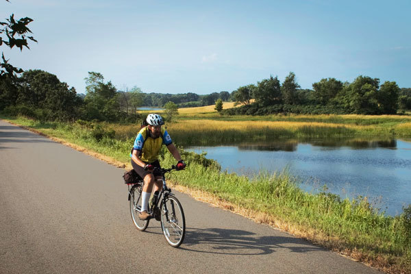 Man riding on Central Lakes Trail