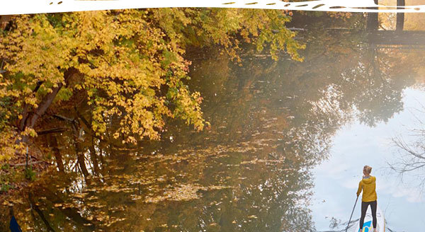 Paddling through Lake of the Isles in prime fall season 