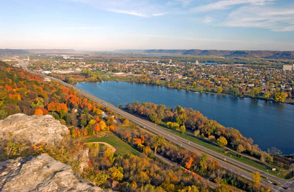 Fall scene along Great River Road and the Winona area