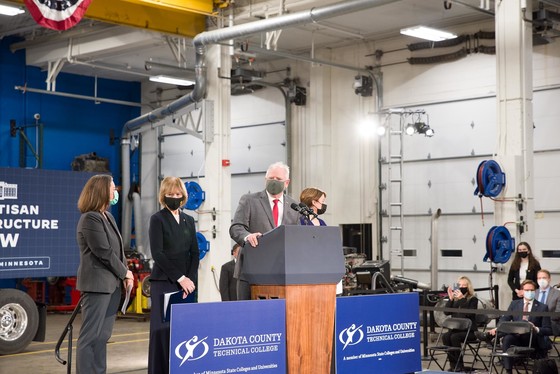 Governor Walz speaks at Dakota County Technical College about President Biden's Bipartisan Infrastructure Law.