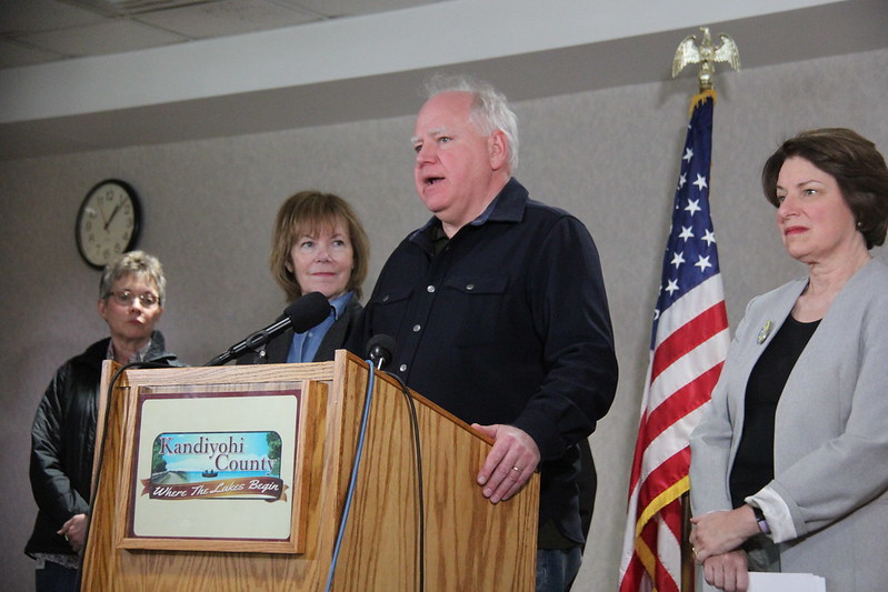 Governor Walz Speaking alongside Senators Klobuchar and Smith