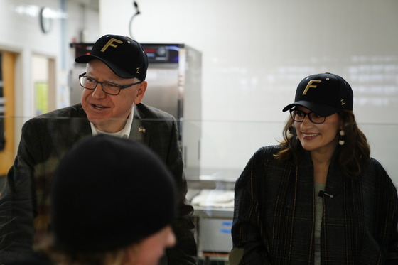 Governor Walz and Lt. Governor Walz serve breakfast to students at Fridley Middle School