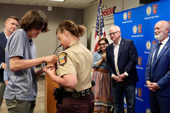 Governor Walz, Lieutenant Governor Flanagan watch as Col. Bogojevich is officially pinned