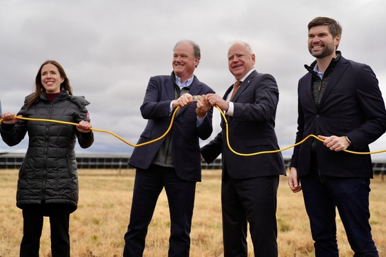 Governor Walz joins ceremonial plug-in at Sherco Solar site