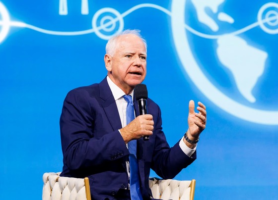 Governor Walz delivers remarks at Austrian World Summit