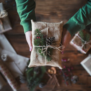 Natural gift wrapping