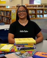 Bookmother's Twila Dang